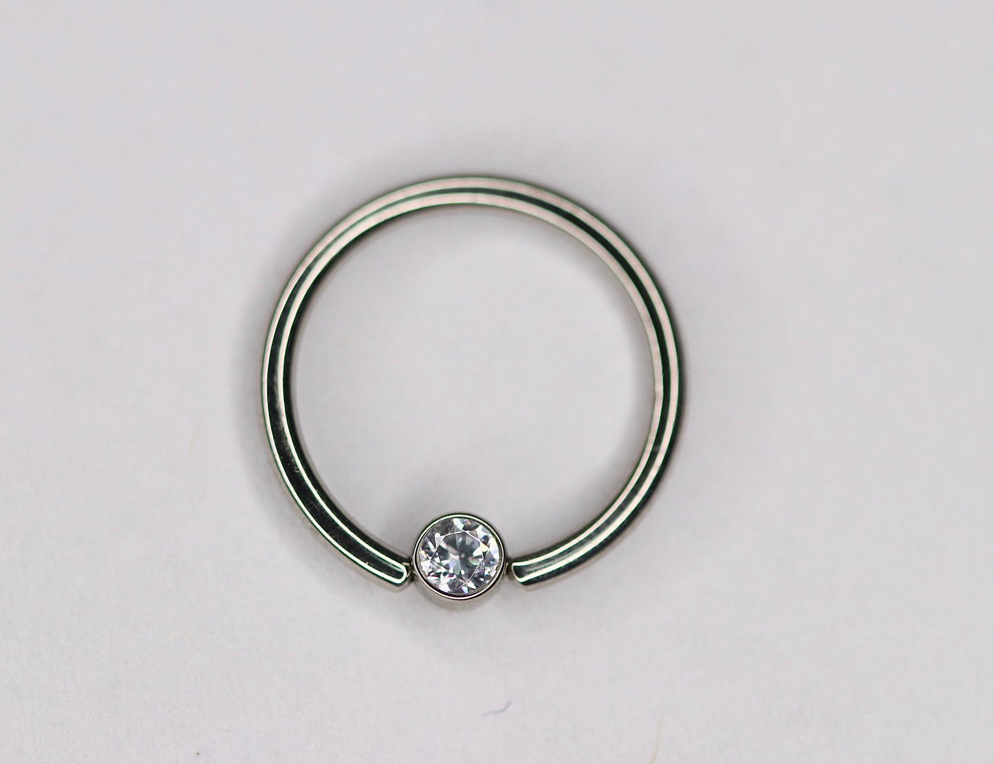Niobium Gem Captive Bead Ring de Leroi Fine Jewelry