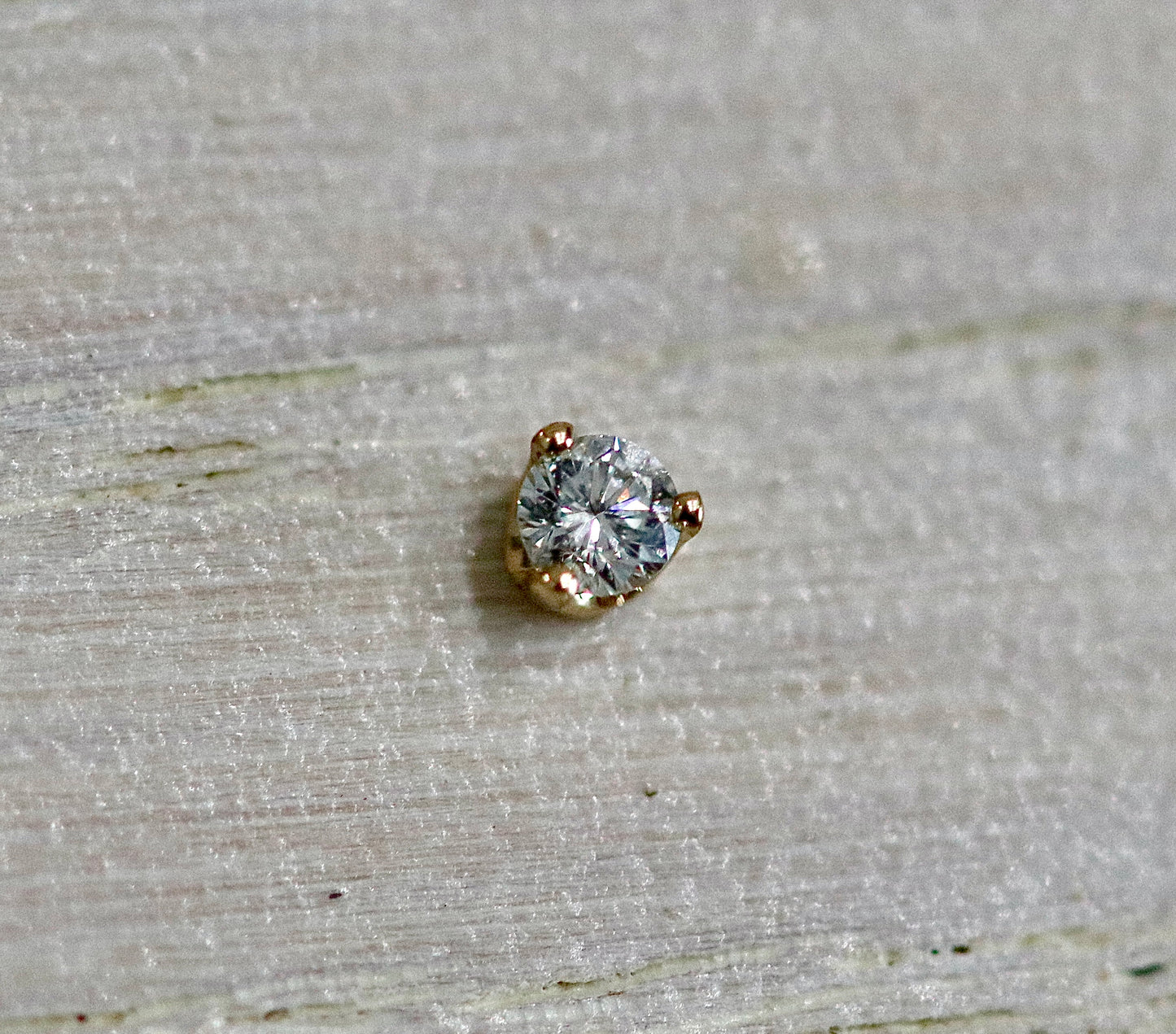 14K Yellow Gold Prong-set Faceted Lab Diamond de Industrial Strength